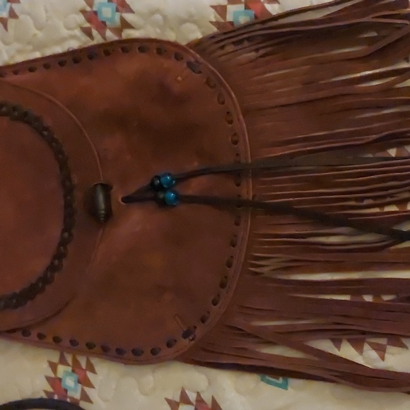 Lucky Brand Swede/Fringe Crossbody  NWOT   🥰 - Picture 2 of 16